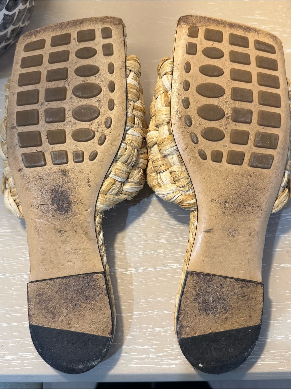 Bottega Veneta Natural Raffia Braided Sandals in Macadamia - Picture 7 of 9